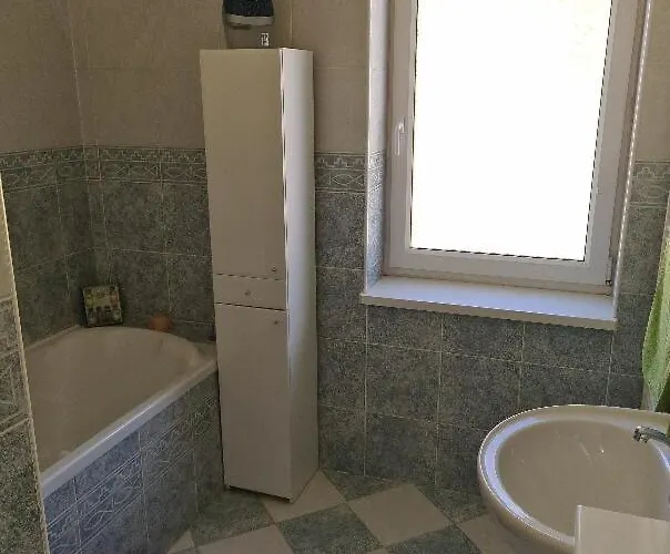 Rodinný Dům V Praze S Bazénem Сasa de vacaciones Praga