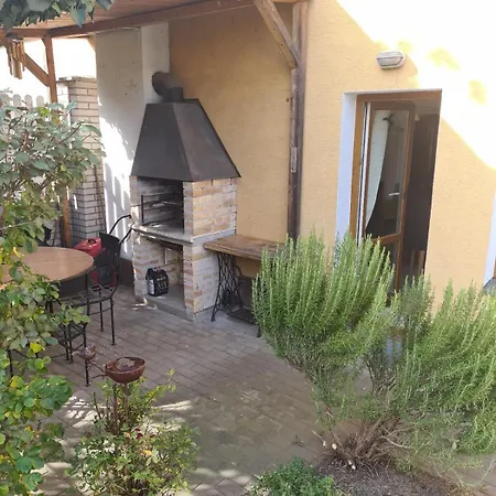 Σπίτι διακοπών Rodinny Dum V Praze S Bazenem Πράγα
